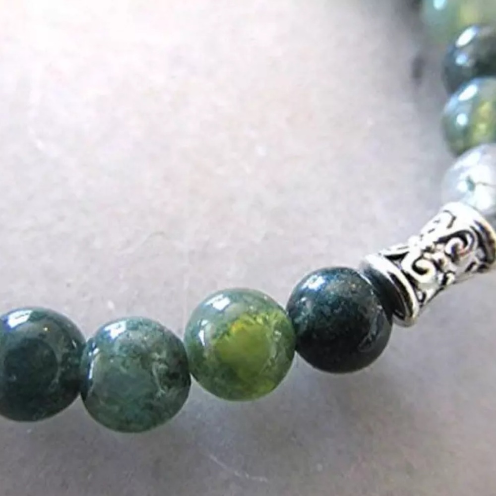 Healing Moss Agate 6mm & 8mm Gemstone Ohm bracelet - Picture 3 of 3